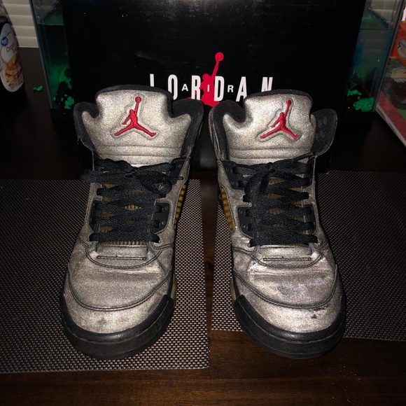 Jordan 5 retro raging bulls size 8 main image 5